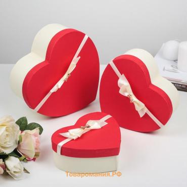 Набор подарочных коробок сердце 3 в 1, Белый - алый, 21×19×9 - 15.5×14×6 см